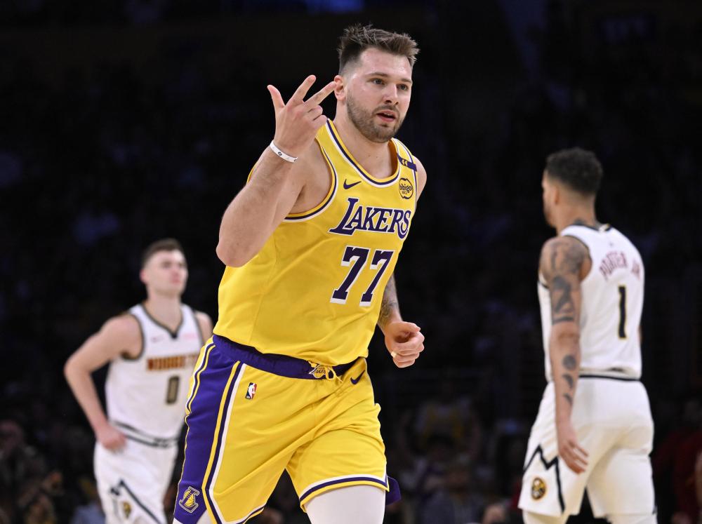 队中并不罕 队中并不罕