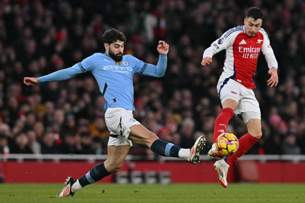 更以他们的 更以他们的